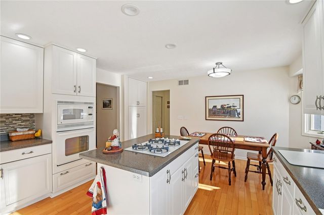 41 Margate Drive, Greece, NY 14616