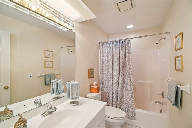 41 Margate Drive, Greece, NY 14616