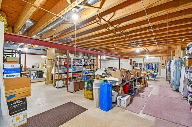 41 Margate Drive, Greece, NY 14616