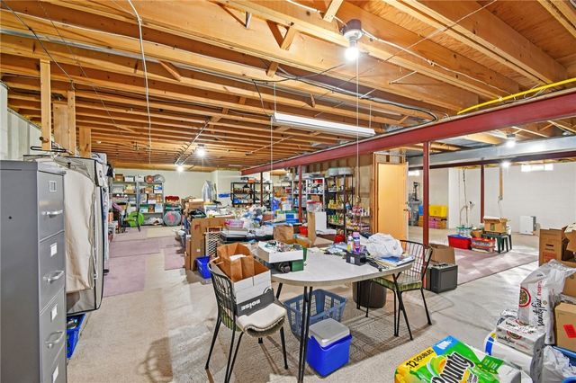 41 Margate Drive, Greece, NY 14616