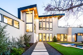 4613 Bolm DR, Austin, TX 78702