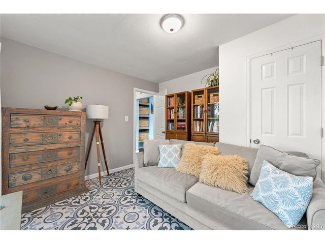 250 S Zenobia St, Denver, CO 80219