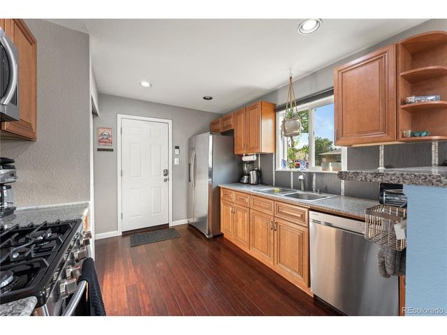 250 S Zenobia St, Denver, CO 80219