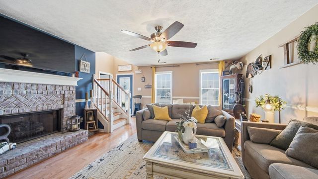 97 PEGGY ANNE LN, Munford, TN 38058