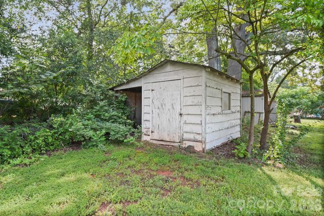 3502 Merry Oaks Lane, Dallas, NC 28034