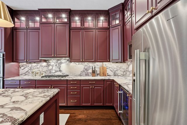 2837 E High Grove Circle, Zionsville, IN 46077