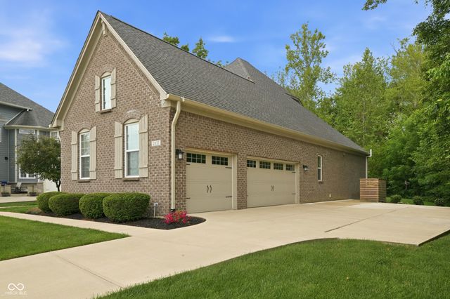 2837 E High Grove Circle, Zionsville, IN 46077