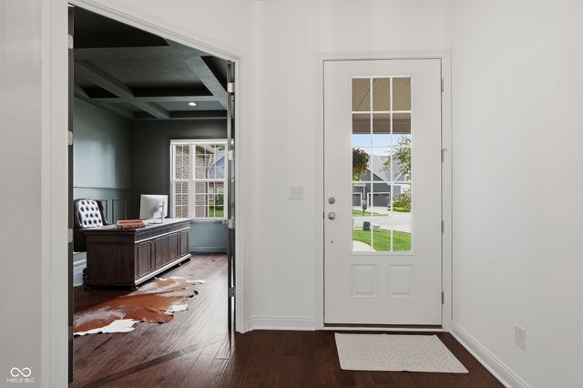 2837 E High Grove Circle, Zionsville, IN 46077