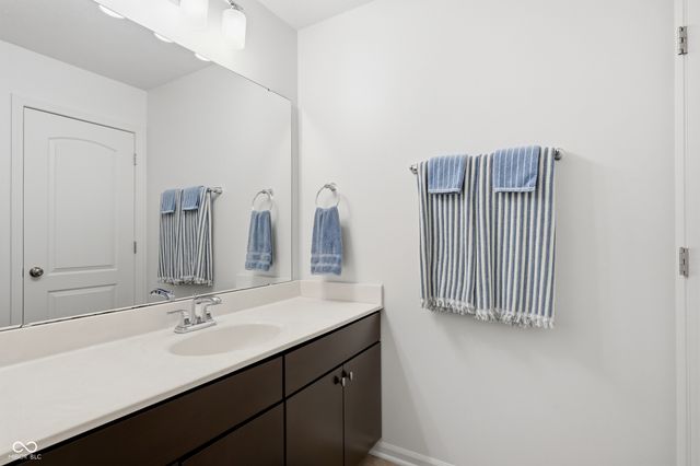 2837 E High Grove Circle, Zionsville, IN 46077
