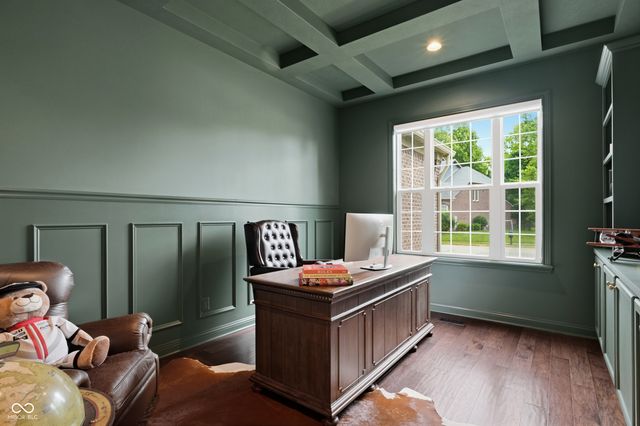 2837 E High Grove Circle, Zionsville, IN 46077