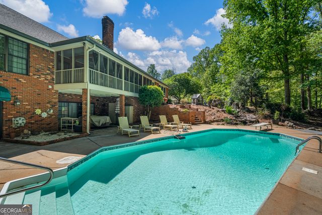 1017 Riverside Drive, Lagrange, GA 30240