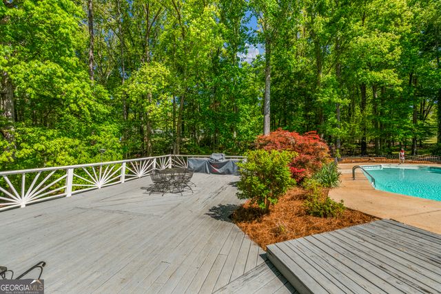 1017 Riverside Drive, Lagrange, GA 30240