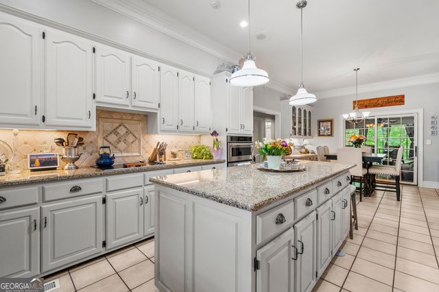 1017 Riverside Drive, Lagrange, GA 30240