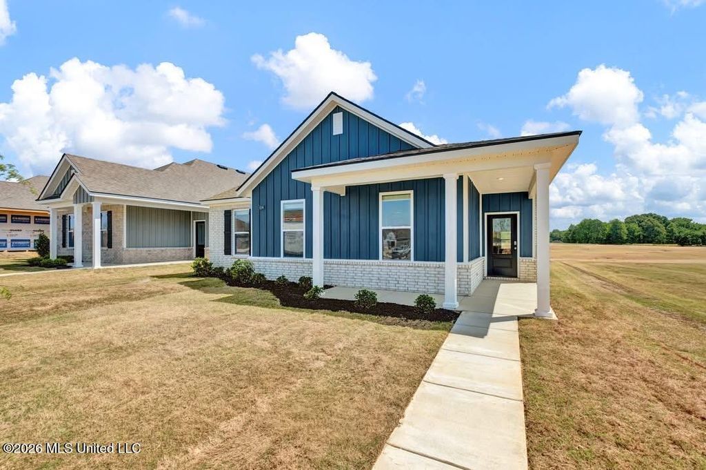 8248 Bankhead Drive, Olive Branch, MS 38654