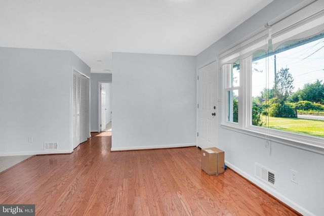 13209 THORNTON DR, Gainesville, VA 20155