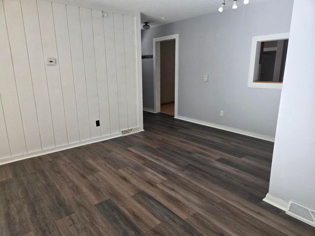 1028 Carlton Drive, York Twp, MI 48160