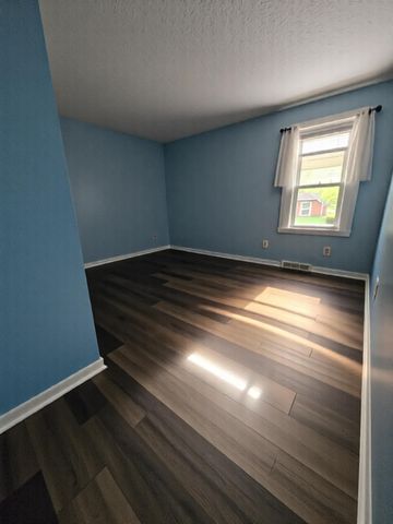 1028 Carlton Drive, York Twp, MI 48160