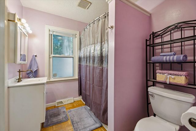 1028 Carlton Drive, York Twp, MI 48160