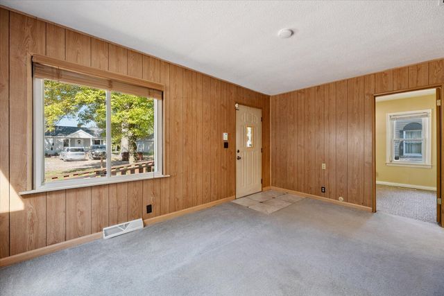 1028 Carlton Drive, York Twp, MI 48160