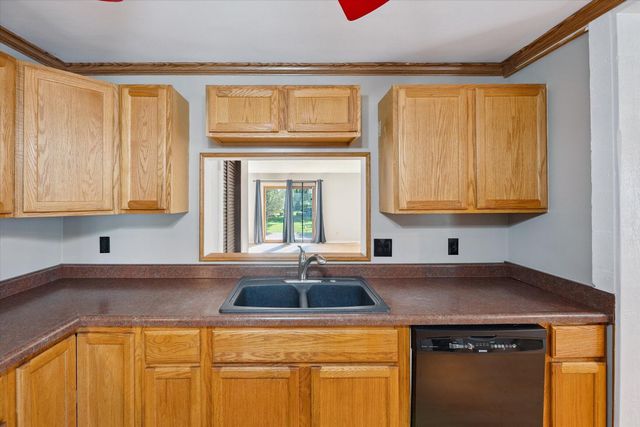 1028 Carlton Drive, York Twp, MI 48160