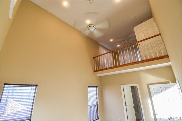 13593 Riverbend, Moundville, AL 35474