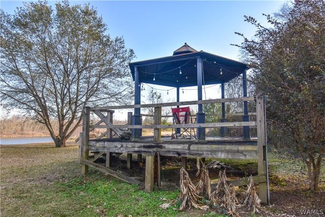 13593 Riverbend, Moundville, AL 35474