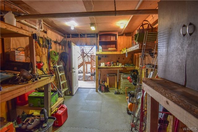 13593 Riverbend, Moundville, AL 35474