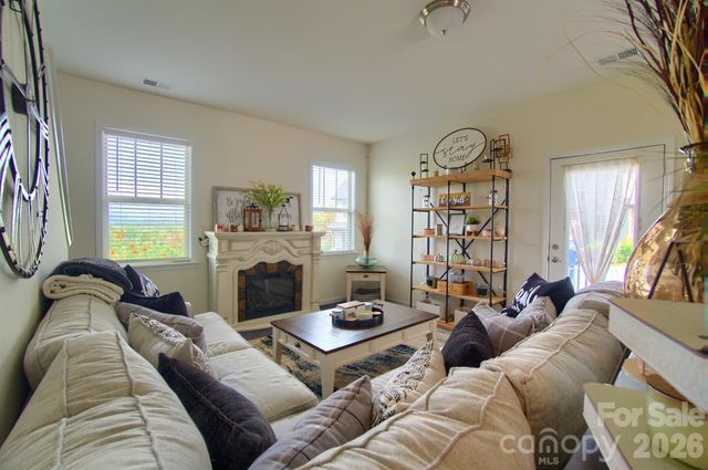 771 Cardwell Lane, Fletcher, NC 28732