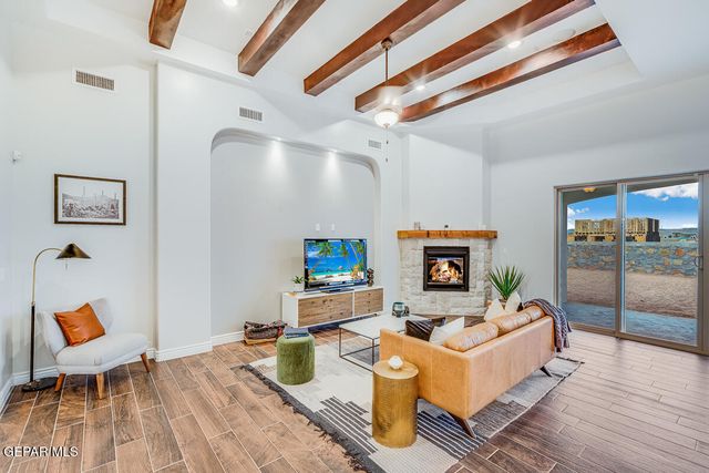 14424 Desert Wind Drive, Horizon City, TX 79928