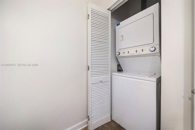 3470 E Coast Ave H1203, Miami, FL 33137