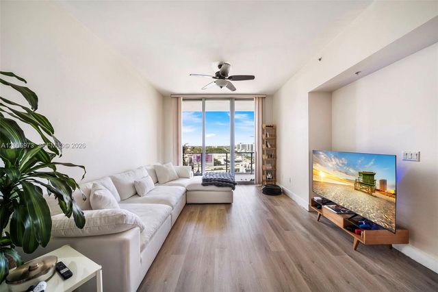 3470 E Coast Ave H1203, Miami, FL 33137