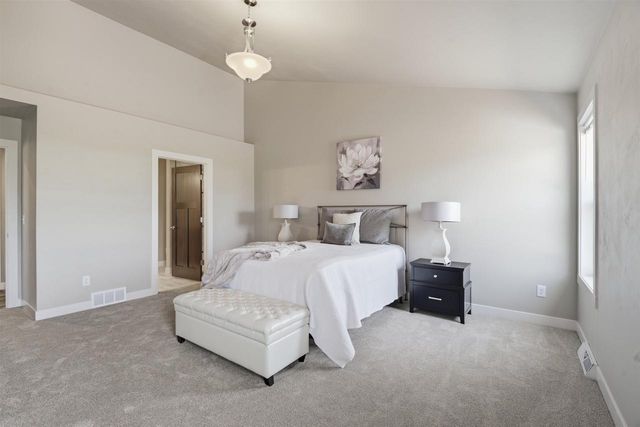 W7024 JACLYN LANE, Greenville, WI 54942