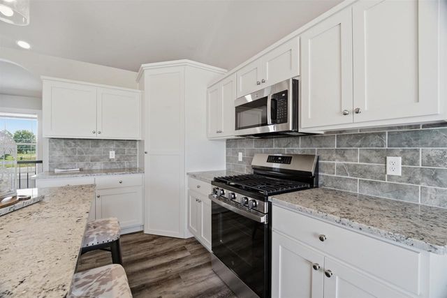 W7024 JACLYN LANE, Greenville, WI 54942