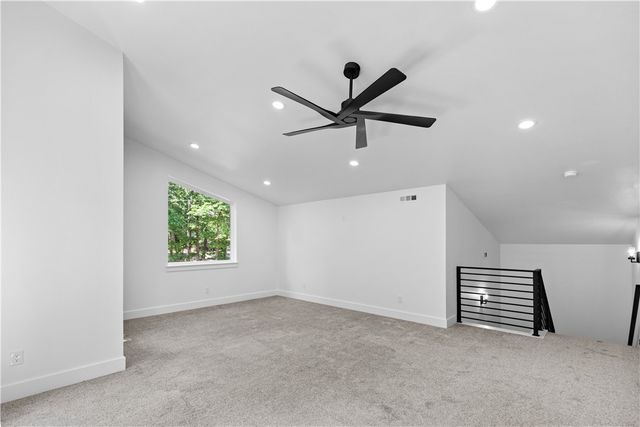 32 Warwick Drive, Bella Vista, AR 72714