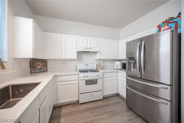 7684 Hampton Willows Lane, Las Vegas, NV 89113