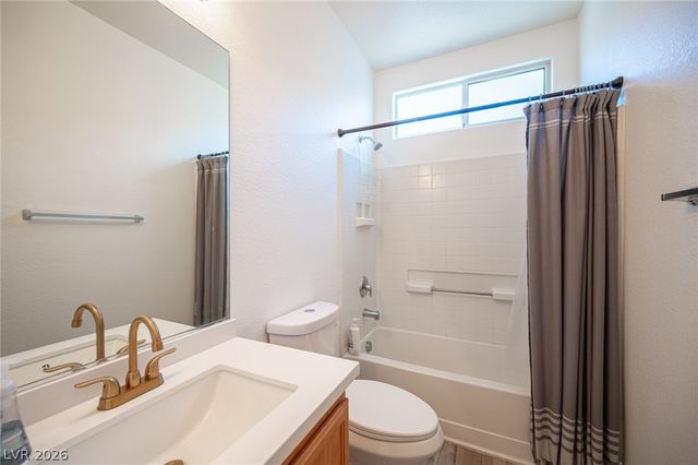 7684 Hampton Willows Lane, Las Vegas, NV 89113