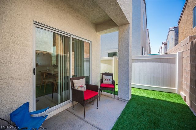 7684 Hampton Willows Lane, Las Vegas, NV 89113