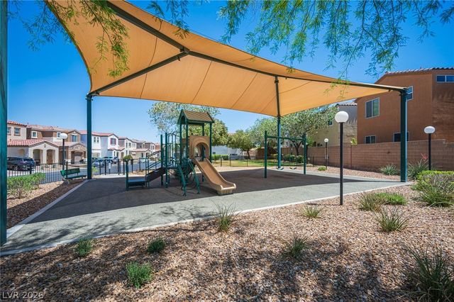 7684 Hampton Willows Lane, Las Vegas, NV 89113