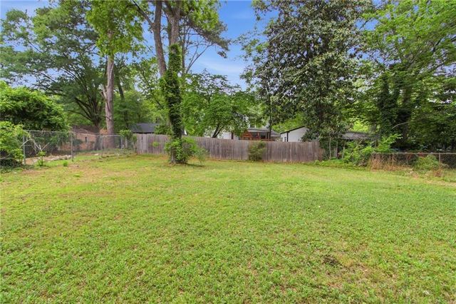 1837 Oakmont Drive NW, Atlanta, GA 30314