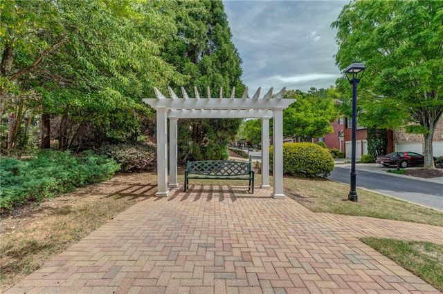 6013 Waters Edge Trail, Roswell, GA 30075