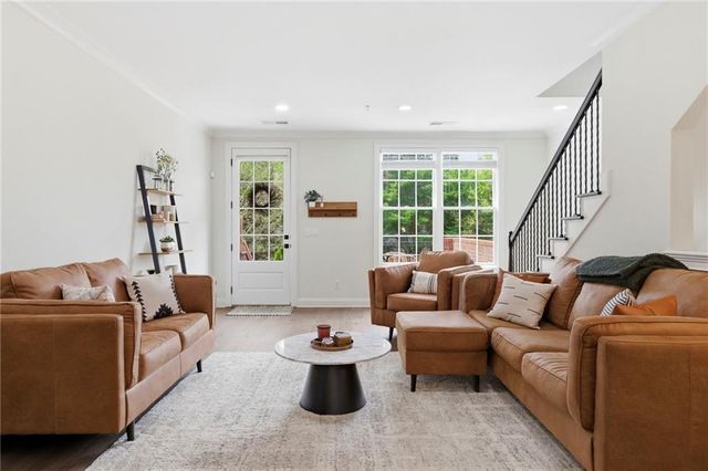 6013 Waters Edge Trail, Roswell, GA 30075