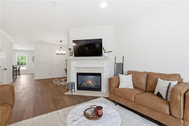 6013 Waters Edge Trail, Roswell, GA 30075