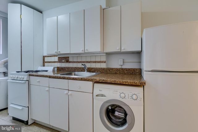 81 Q ST SW, Washington, DC 20024