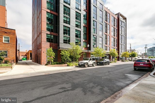 81 Q ST SW, Washington, DC 20024