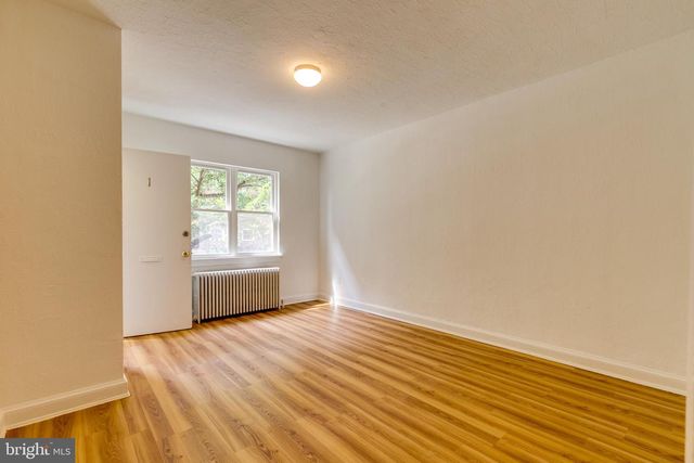 81 Q ST SW, Washington, DC 20024