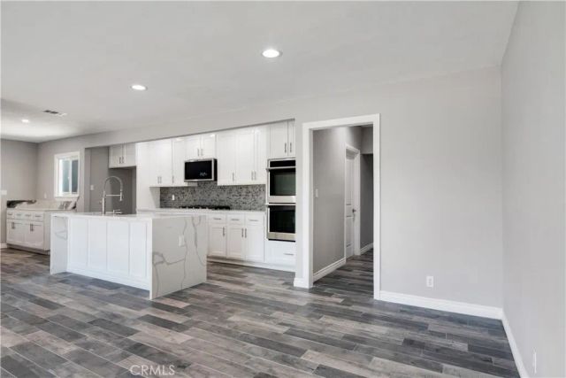 517 N Chalburn, West Covina, CA 91790