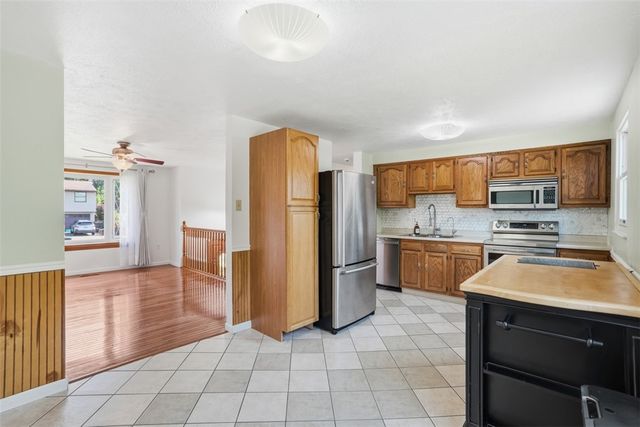 320 Sunridge Drive, Economy, PA 15042