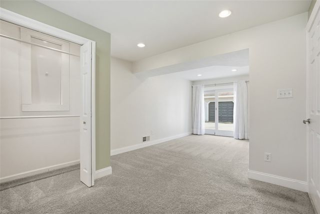 320 Sunridge Drive, Economy, PA 15042