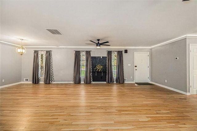 4777 Summit Hills Way, Tucker, GA 30084