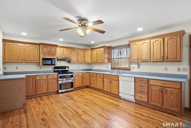 64 Portland Avenue, Redding, CT 06896